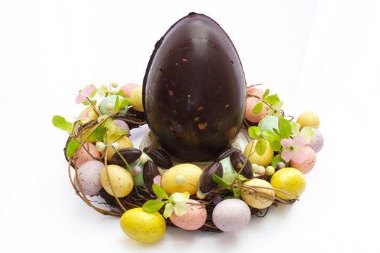 500g Dark Hazelnut 55% Cocoa Egg with Hazelnut Chocolates
