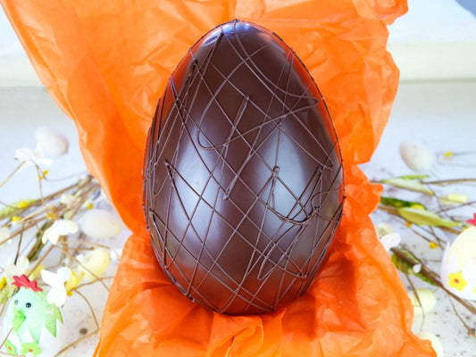 Sugar Free 170g Dark Chocolate Easter Egg with Mini Eggs