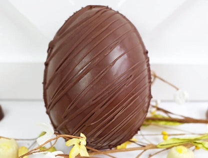 Sugar Free 170g Milk Chocolate Hand Made Easter Egg with Mini Eggs